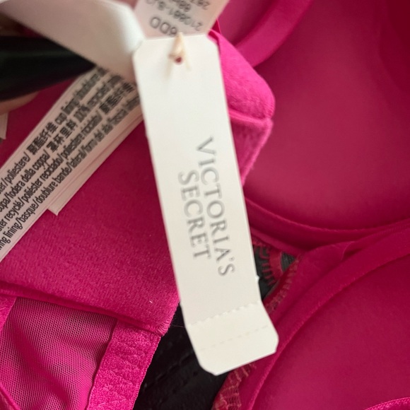 Victoria’s Secret Bra - Picture 4 of 5